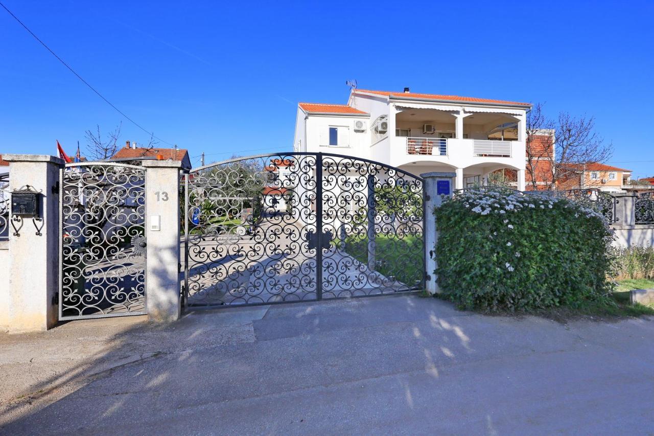 Hacienda Mia With Pool And Yacuzzi, Free Parking Villa Zadar Exteriör bild