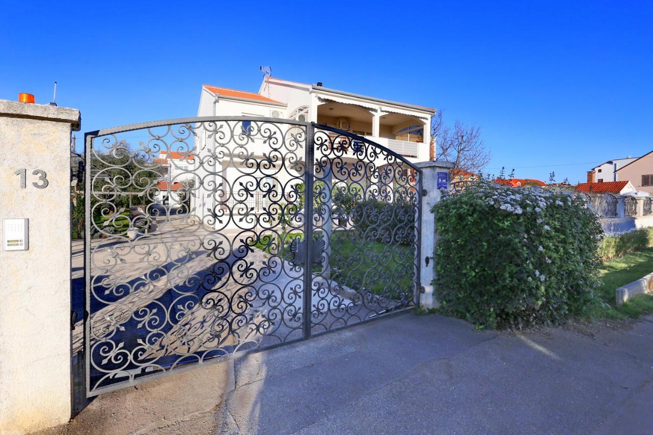 Hacienda Mia With Pool And Yacuzzi, Free Parking Villa Zadar Exteriör bild