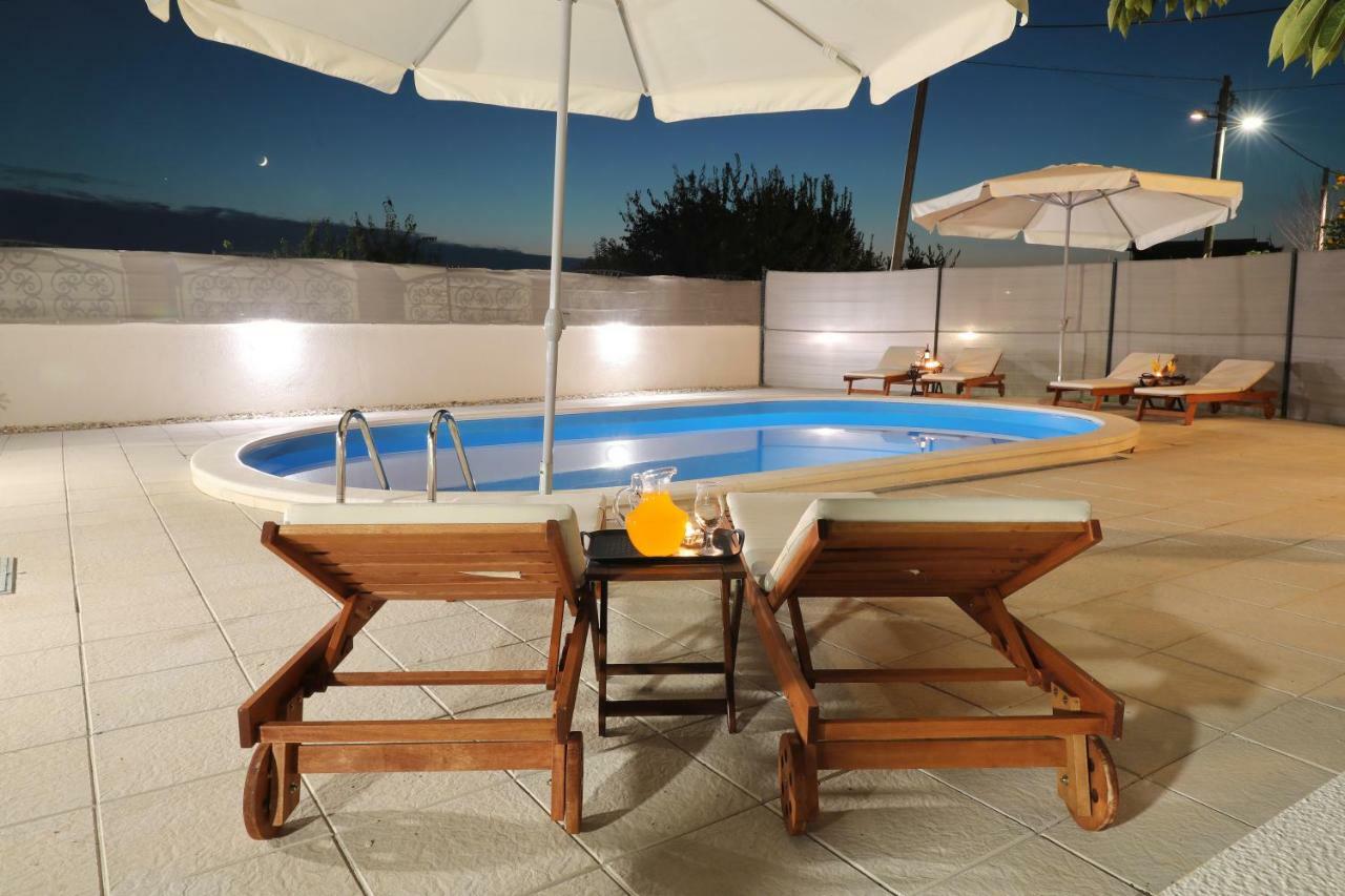 Hacienda Mia With Pool And Yacuzzi, Free Parking Villa Zadar Exteriör bild